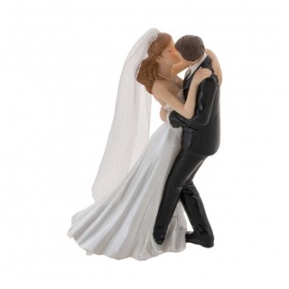 Figur eines Hochzeitspaares aus Harz, 8,7 cm x 6,3 cm x 13,1 cm
