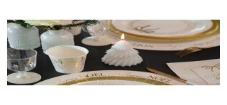 Schicke weiß/goldene Tannenbaumkerze