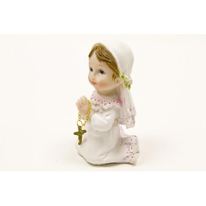 1 Communiante agenouillée, 6 x 6 x 9,5 cm 1 Communiante agenouillée, 6 x 6 x 9,5 cm
