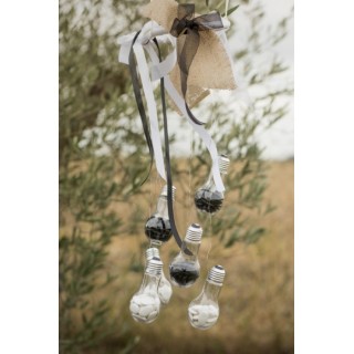 4 lampadine con attacco in alluminio per contenere confetti o dolci. D.5x11cm.