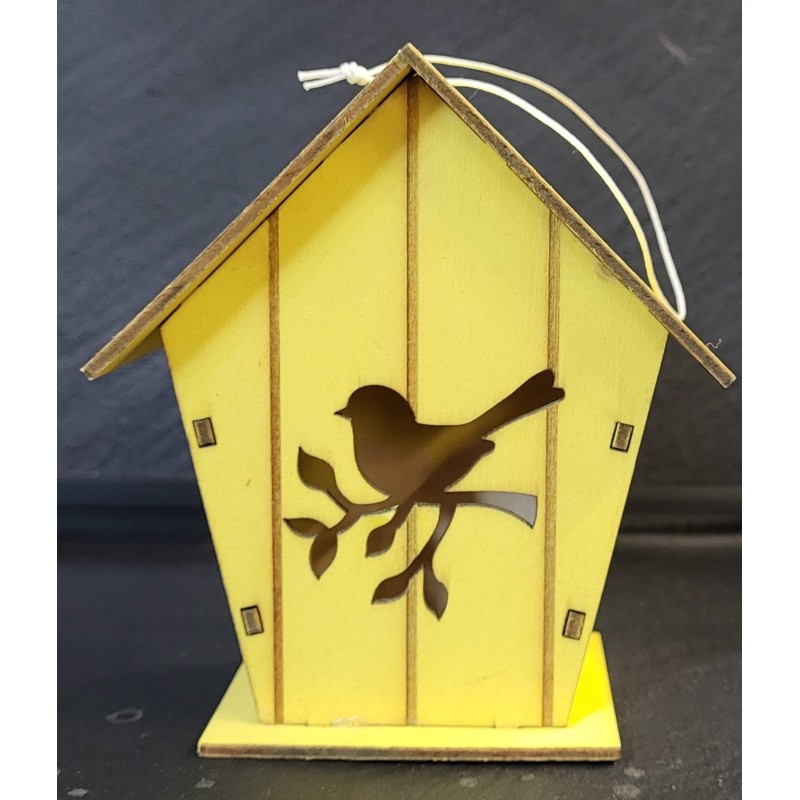 Dekoratives Vogelhaus aus Holz